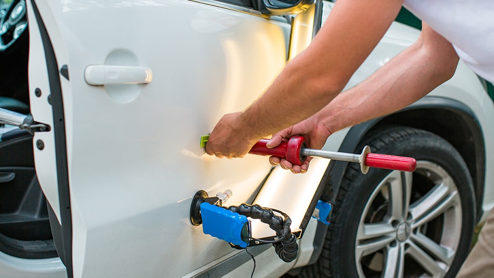 صافکاری بدون رنگ خودرو در اصفهان